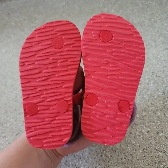 UGG Thong Sandals Red Purple Fuzz Baby Size 6