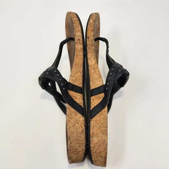 Ugg Womens Deitra Black Leather Cork Thong T Strap Sandals Size 8 Studded Flats
