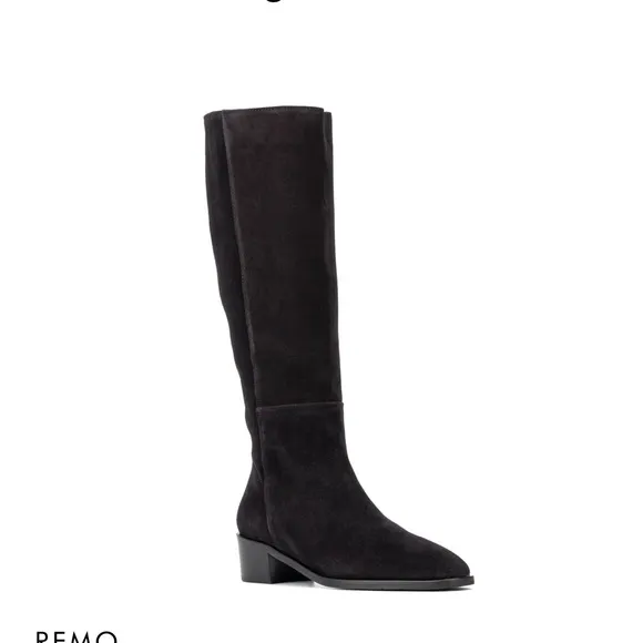 Used Aquaitalia, size 6.5 fits more like a 6, black suede, high calf boots