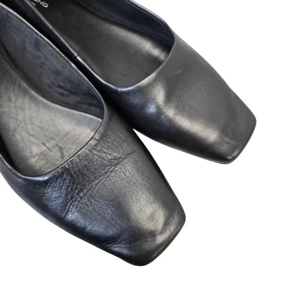 Vagabond Shoemakers Women's US 9/EU 39 Delia Square Toe Black Leather Flats