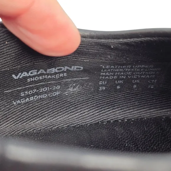 Vagabond Shoemakers Women's US 9/EU 39 Delia Square Toe Black Leather Flats