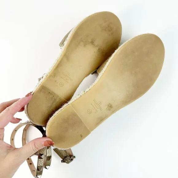 VALENTINO Gold Rockstud Espadrille Size 39 Flat Buckle Double Wrap Ankle Strap