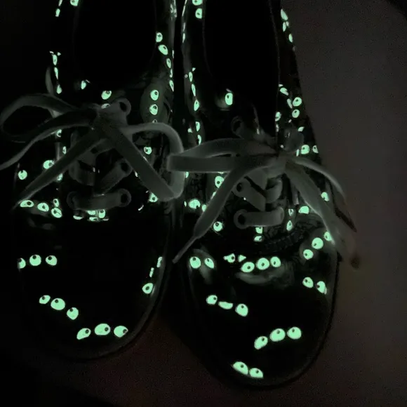 Vans x Disney Pixar Toy Story Glow in the Dark Aliens Sneakers Size 6