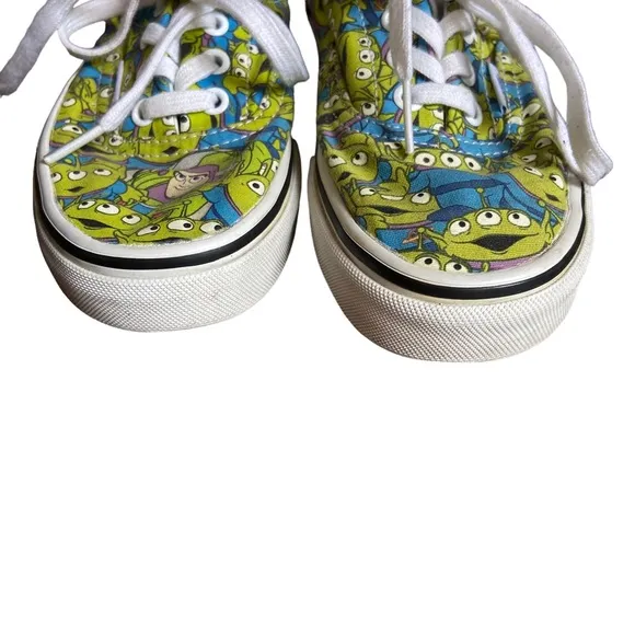 Vans x Disney Pixar Toy Story Glow in the Dark Aliens Sneakers Size 6