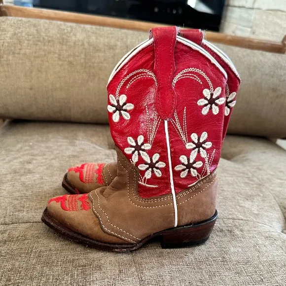 Veretta Snip Toe Red Floral Leather Cowgirl Boots sz: 10 toddler
