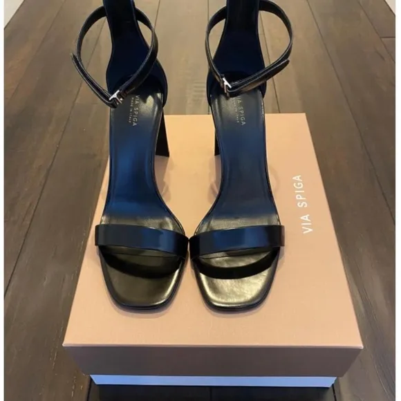 VIA SPIGA BLACK FAXON SANDALS
