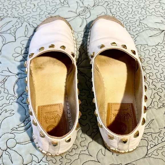 VIDORRETA Made in Spain White Stud Leather Espadrilles Flats Women’s 37/US 6.5