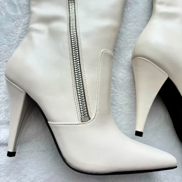 VINCE CAMUTO Alessa Cream Leather Wide Calf Knee High Heeled NEW Boots--7.5WC