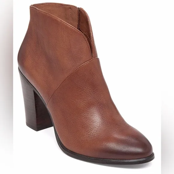 Vince Camuto Franell Boots Brown Cognac Leather Size 11