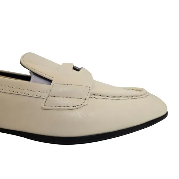 VINCE CAMUTO Leather Parama Penny Loafers. 8M