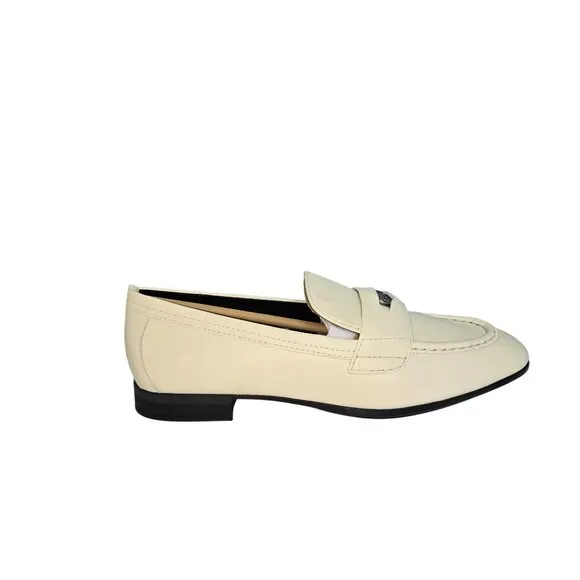 VINCE CAMUTO Leather Parama Penny Loafers. 8M