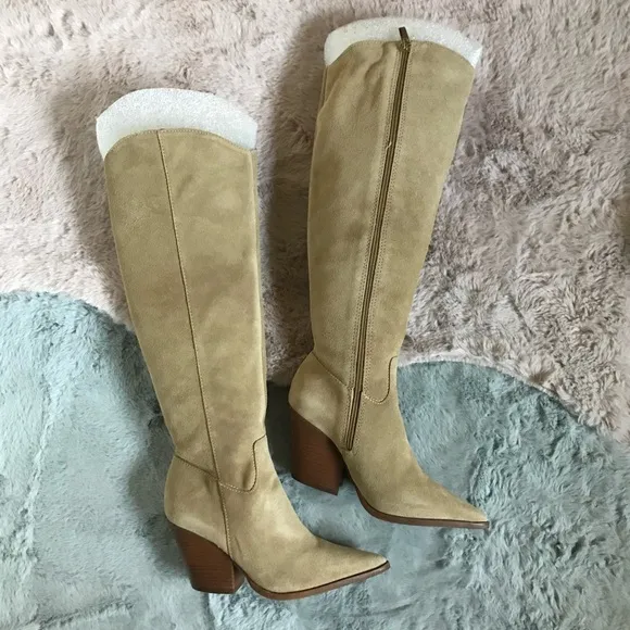 Vince camuto oyennda vanilla wide calf boots