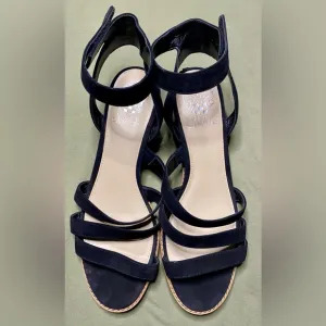 VINCE CAMUTO STRAPPY BLACK LEATHER SANDALS