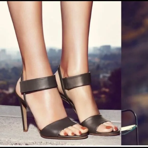 Vince Genna Velcro strap heels sandals black 6.5