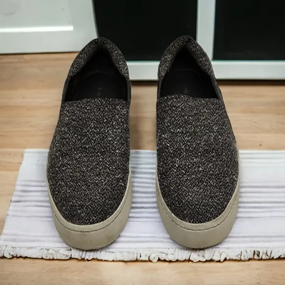 VINCE Warren Knit Platform Sneakers 7 Boucle Tweed Gray Black Slip On Trainers
