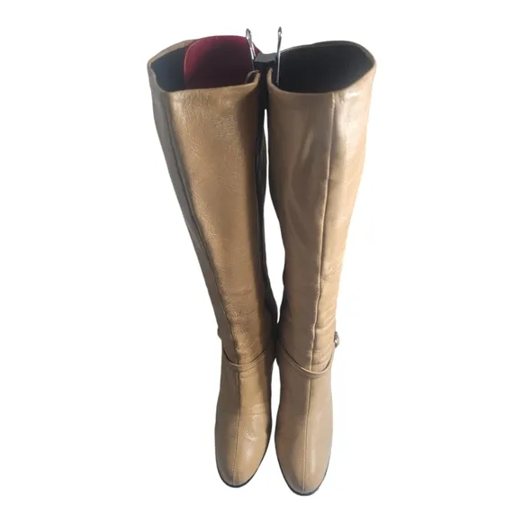 Vintage 1980s Tan Leather Heeled High Calf Boots Sized 6B