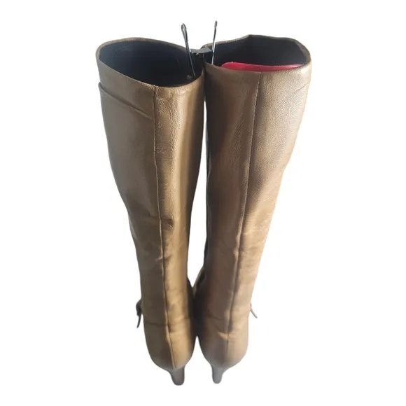Vintage 1980s Tan Leather Heeled High Calf Boots Sized 6B