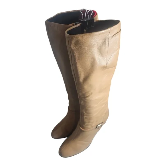Vintage 1980s Tan Leather Heeled High Calf Boots Sized 6B