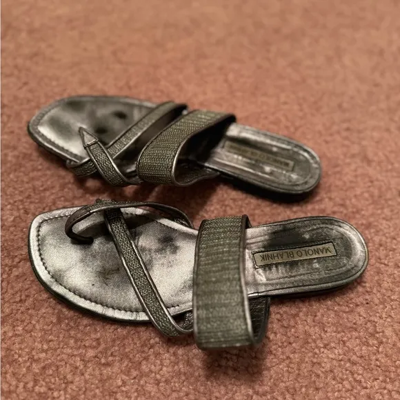 Vintage 5.5 Manolo Blahnik Solidus Leather Thong Sandals