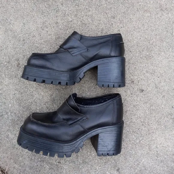 Vintage 90s Lug Sole Chunky Creeper Loafers