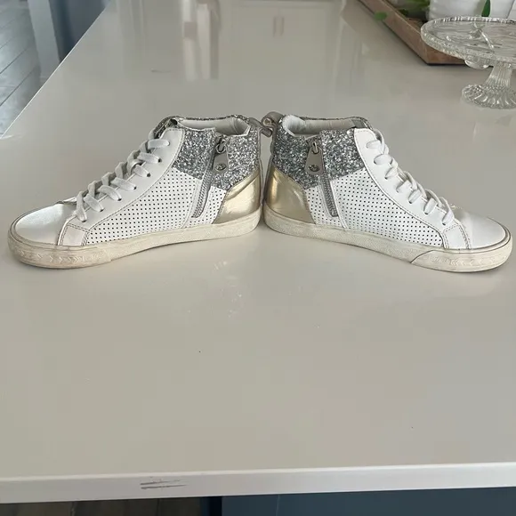VINTAGE HAVANA Lester Sneakers White Silver Gold Glitter 7.5 Distressed Zip