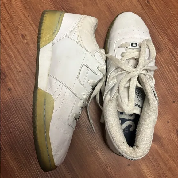 Vintage Reebok Special Edition White Sneakers