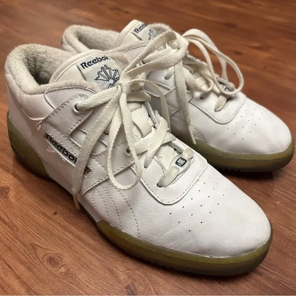Vintage Reebok Special Edition White Sneakers