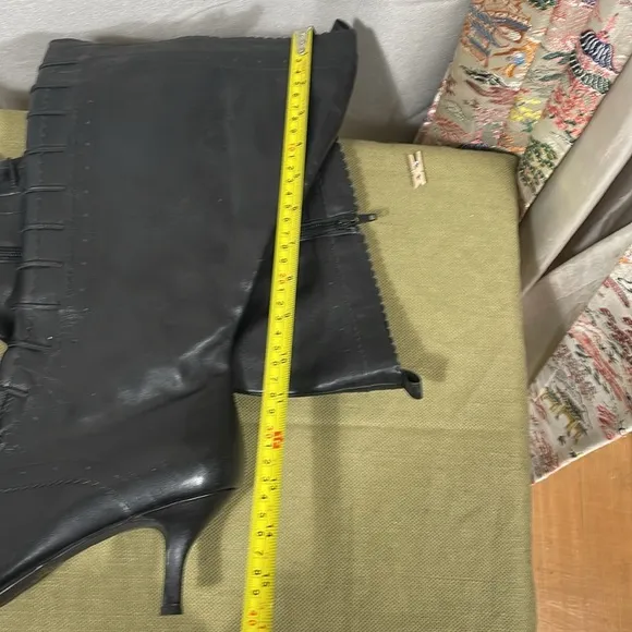 Vintage Victorian style real leather boots wide-calf
