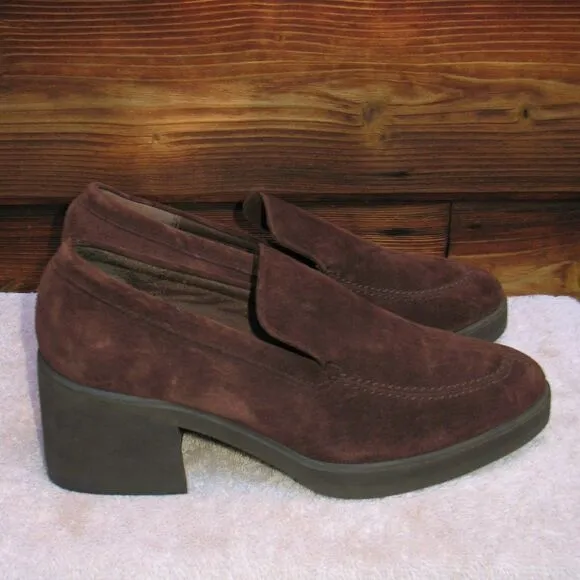 Vintage Brown Hush Puppies Heeled Loafers