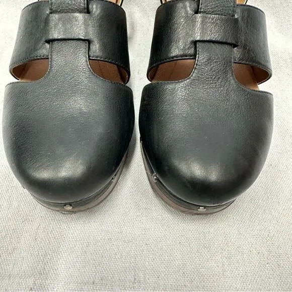 Vionic Faye black leather t strap closed toe clog US Size 9 Euro 41