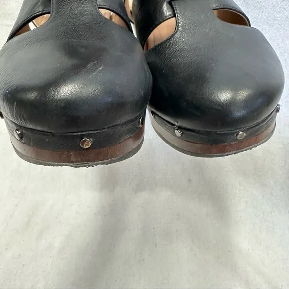 Vionic Faye black leather t strap closed toe clog US Size 9 Euro 41