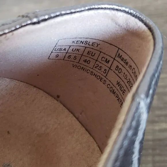Vionic Kensley Metallic Leather Slip-On Loafer Lug Sole Pewter Size Women 9 WIDE