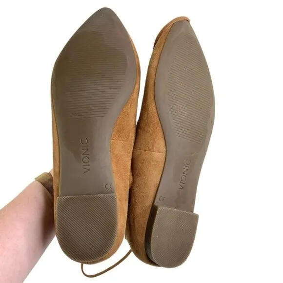 Vionic Lace Up Lucinda Brown Suede Pointed Toe Flats