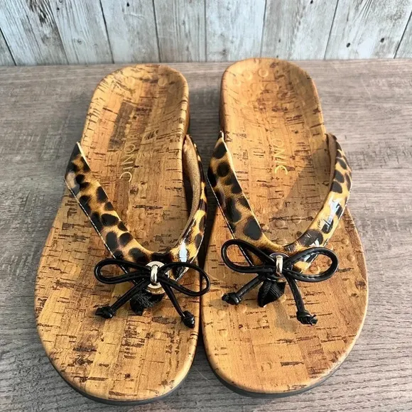 Vionic Leopard Sandals