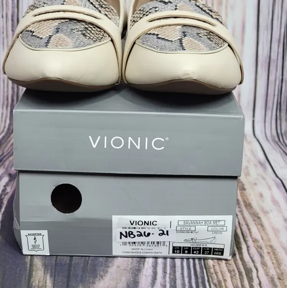 𝅺Vionic Savannah Cream Boa Print Point Toe Flats New Size 10 Wide