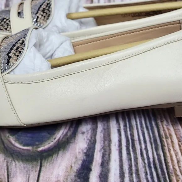 𝅺Vionic Savannah Cream Boa Print Point Toe Flats New Size 10 Wide