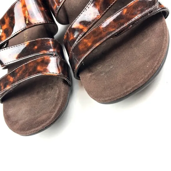 Vionic Skylar Brown Tortoise Print Orthopedic Comfort Slide Sandals size 6