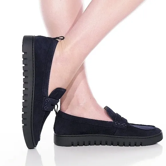 Vionic Uptown Black Suede Leather Flexible Sole Comfort Loafer | 11 W
