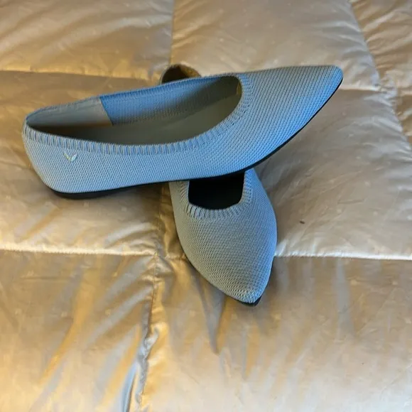 Vivaia blue pointed toe flats worn twice no problems just too wide 37.5
