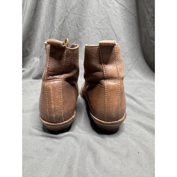 VTG Dingo Leather Ankle Boots Vibram Sole 10M Wood Stacked Heel Made In Brazil