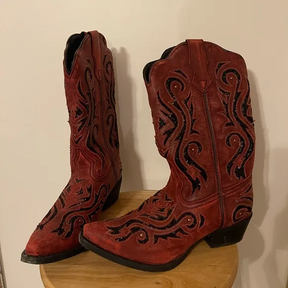 Wild Thang Laredo Leather Rustic Cowgirl Boots Women’s 10 Red &amp; Black Sequin