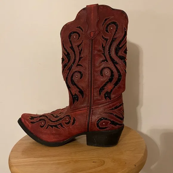 Wild Thang Laredo Leather Rustic Cowgirl Boots Women’s 10 Red &amp; Black Sequin