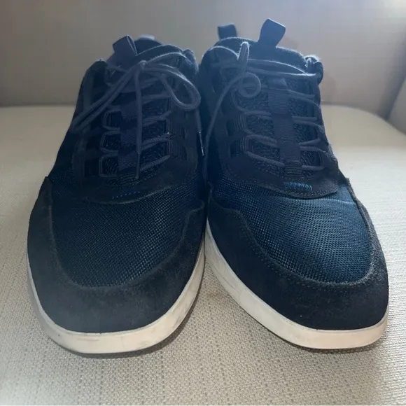 Wolf and Shepherd Men's Sz 12M Sneakers Crossover Navy Blue Victory Trainer