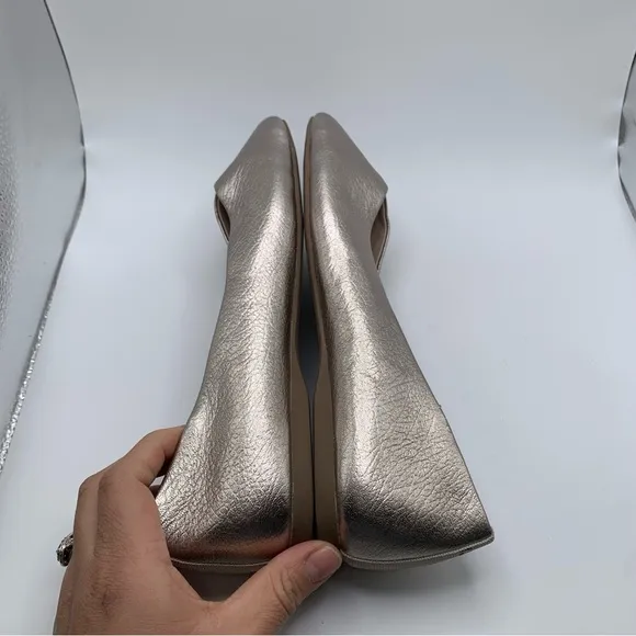 Women's Birdies The Goldfinch Leather Flats in Silver Size 8 pointy toe  1083