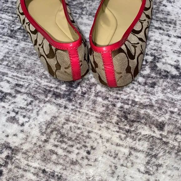 Women's Coach Ballet Flats Size 7.5 Brown and Pink