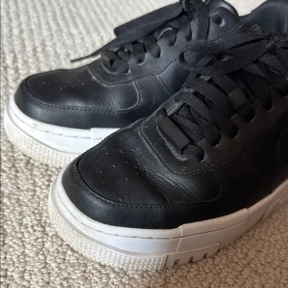Women’s Nike Airforce 1 Pixel Black and White Sneakers