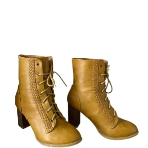Women’s Royal Monk lace-up camel boots with stacked 3” heel