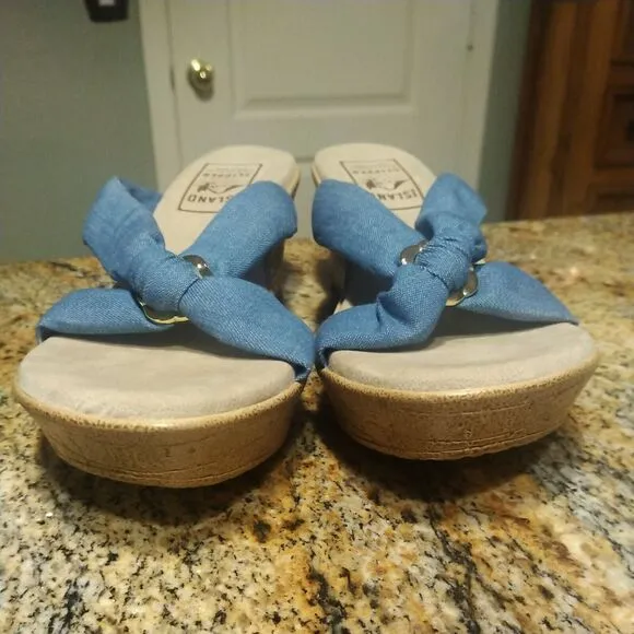 Women's Shoes US 11 Island Slipper Suade Thong Wedge Sandals Blue Fabric Slide