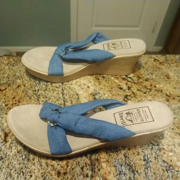 Women's Shoes US 11 Island Slipper Suade Thong Wedge Sandals Blue Fabric Slide
