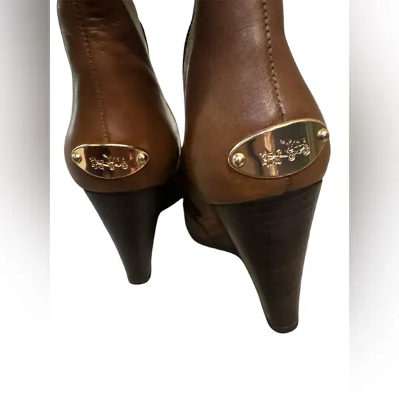 Women’s Size 7B Brown Leather‎ Coach Knee High Boots Della Calf